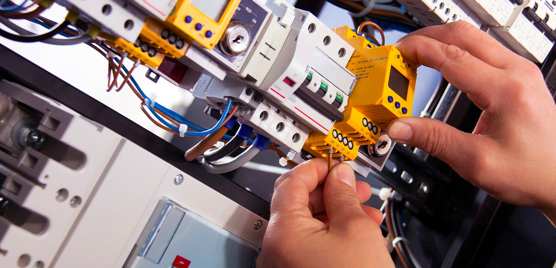 Instalacje elektryczne